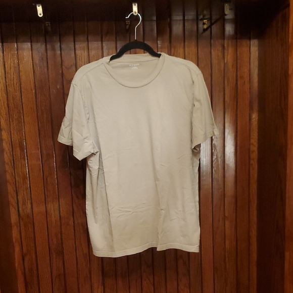 Old Navy Other - OLD NAVY SIZE LARGE Men's Beige T-Shirt